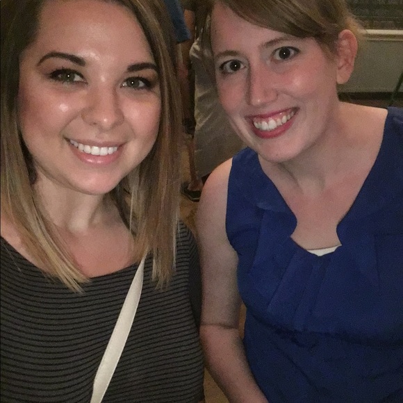 Meet your Posher, Maria - Picture 2 of 5